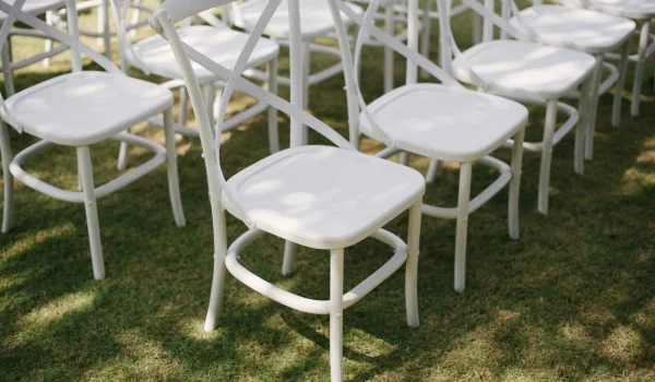 sillas_boda_blancas